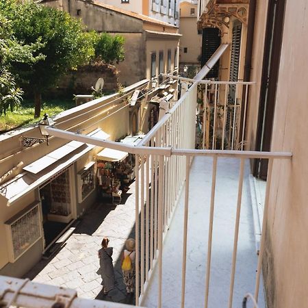 Appartement Garden View Sorrente Extérieur photo