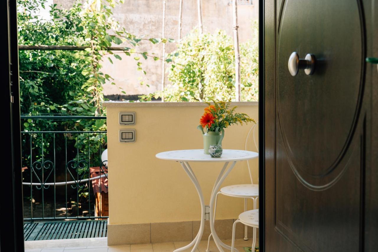 Appartement Garden View Sorrente Extérieur photo